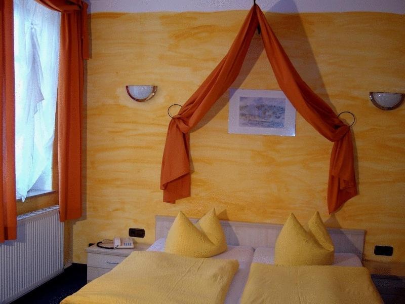 Hotel Zur Post Drezno Zewnętrze zdjęcie